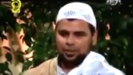 ماحدث مع هذا الامام في الصلاة مع احد المصلين جعل الحاضرين يموتون من الضحك احلى دعابة