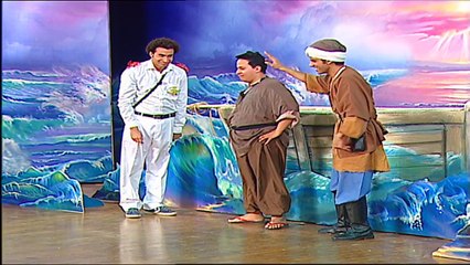 على ربيع ينسى الكلام على خشبة المسرح  ... #تياترو_مصر