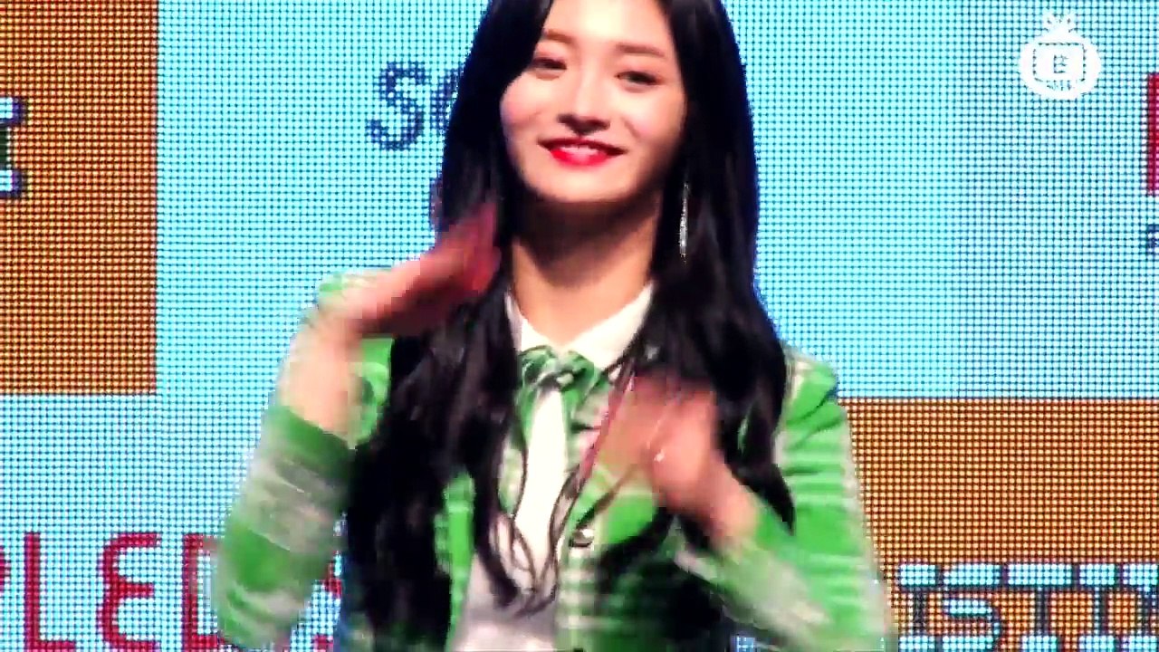 [Z영상] 프리스틴 결경, 미모는 역시 꽃미모!(PRISTIN KYULKYUNG ver.) Showcase