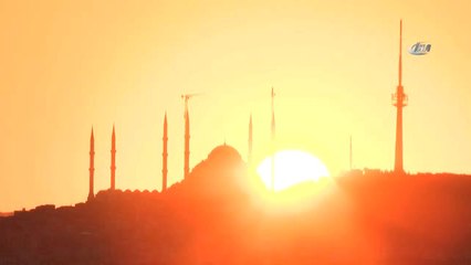 İstanbul'da Göz Kamaştıran Gün Doğumu Manzarası