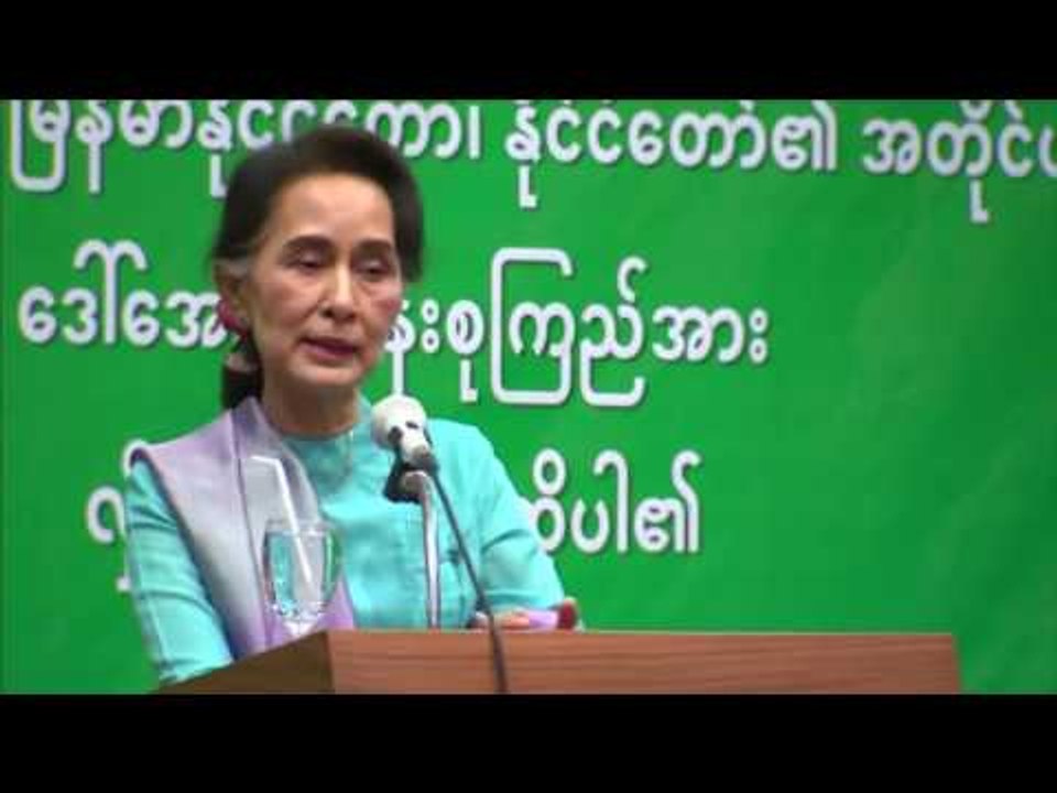ေရႊ႕ေျပာင္းလုပ္သားေတြနဲ႔ ေတြ႕ဆံုပြဲ စီစဥ္သူ ထိုင္းအရာရွိ ႏွစ္ဆယ္ေက်ာ္ကို ရာထူးက ေခတၱဖယ္ရွား