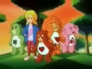 La Aventura de los Cariñositos en el País de las Maravillas (Latino)