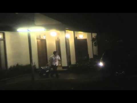 NET12 - KPK geledah rumah pribadi Ratu Atut