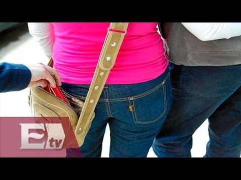 Modus operandi de mujeres dedicadas al robo de transeunte / Francisco Zea