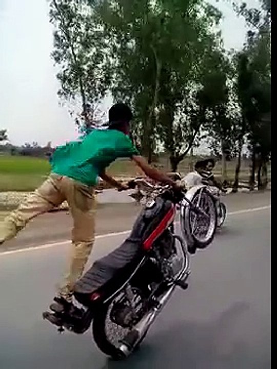 STUPID Wheeling In Lahore Bike Stunts