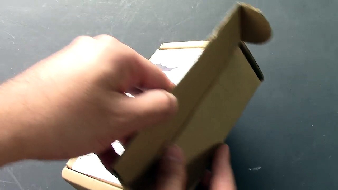 iPhone 6 In-Depth Unboxing - White Silver