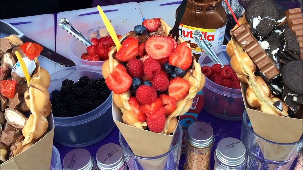Comidas de Rua Ep 03 Tóquio WAFFLE - OREO - NUTELLA - MORANGO - CHOCOLATE BRANCO -  STREET FOOD