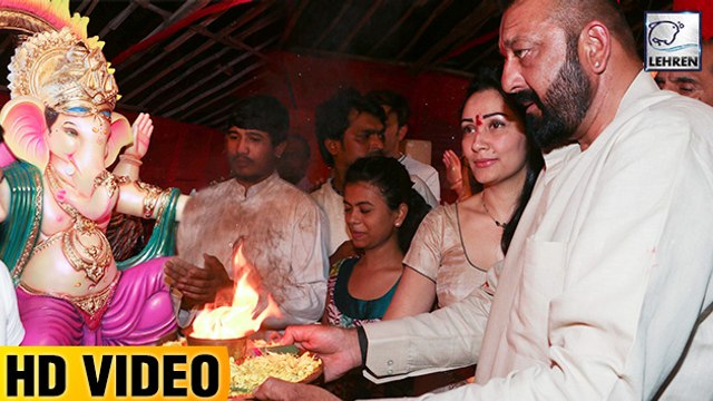 Sanjay Dutt And Maanyata Perform Ganesh Aarti At Home