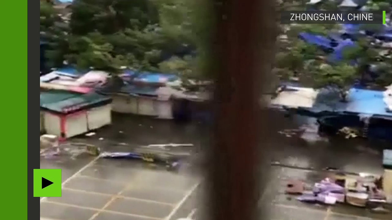Un puissant typhon Hato tue douze personne en Chine
