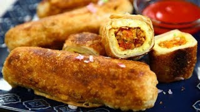 How To Make Egg Roll | Perfect Egg Rolls Recipe | Indian Street Food Recipe | Varun Inamdar