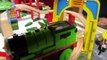 И подземелье друзья Моторизованный томас игрушка поезд поезда с |