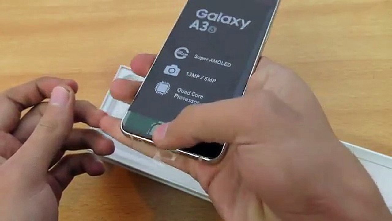 Samsung Galaxy A5 (2016) - Unboxing, Setup & First Look (4K)
