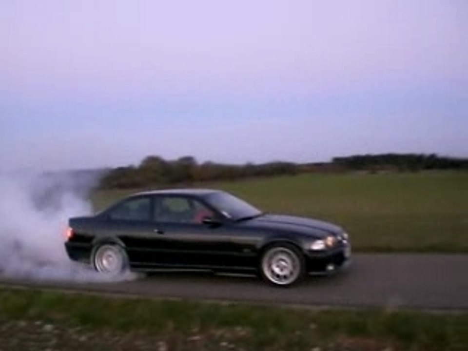 nico bmw 323i dijon un putain de burn!!!!!