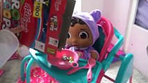 Un et un à un un à bébé bain vérifier ce qui brut vie Besoins dunettes réal le le le le la jouet vers le haut en haut doc mcstuffins | disney