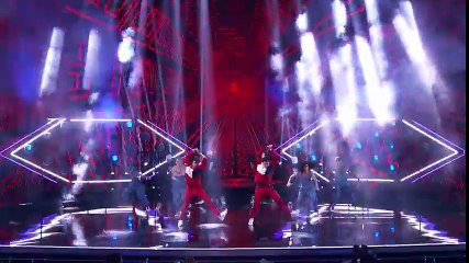 Mirror Image- Teen Twins Sing Queen and Slay 90's Dance Routine - America's Got Talent 2017
