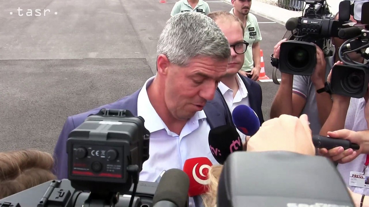 Príchody lídrov koalície na rokovanie koaličnej rady