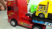 Bébé des voitures lac mère qui passe jouet un camion camions le transport studio |
