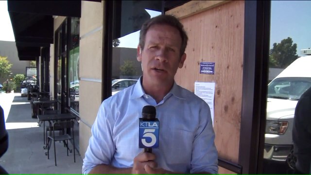 12 Burglars Break into Southern California Business in Massive Smash-And-Grab