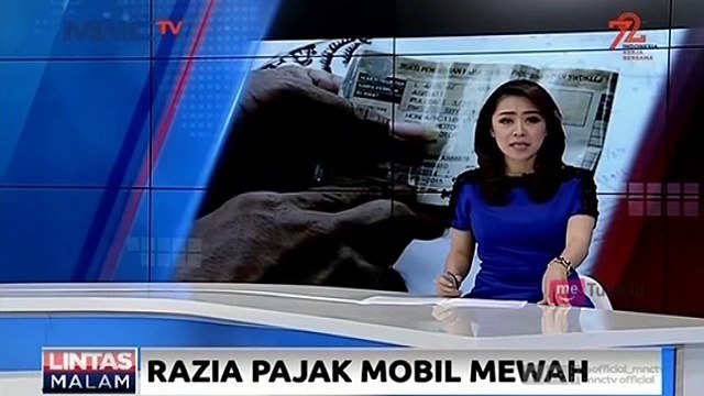Petugas Razia Pajak Mobil Mewah di Apartemen