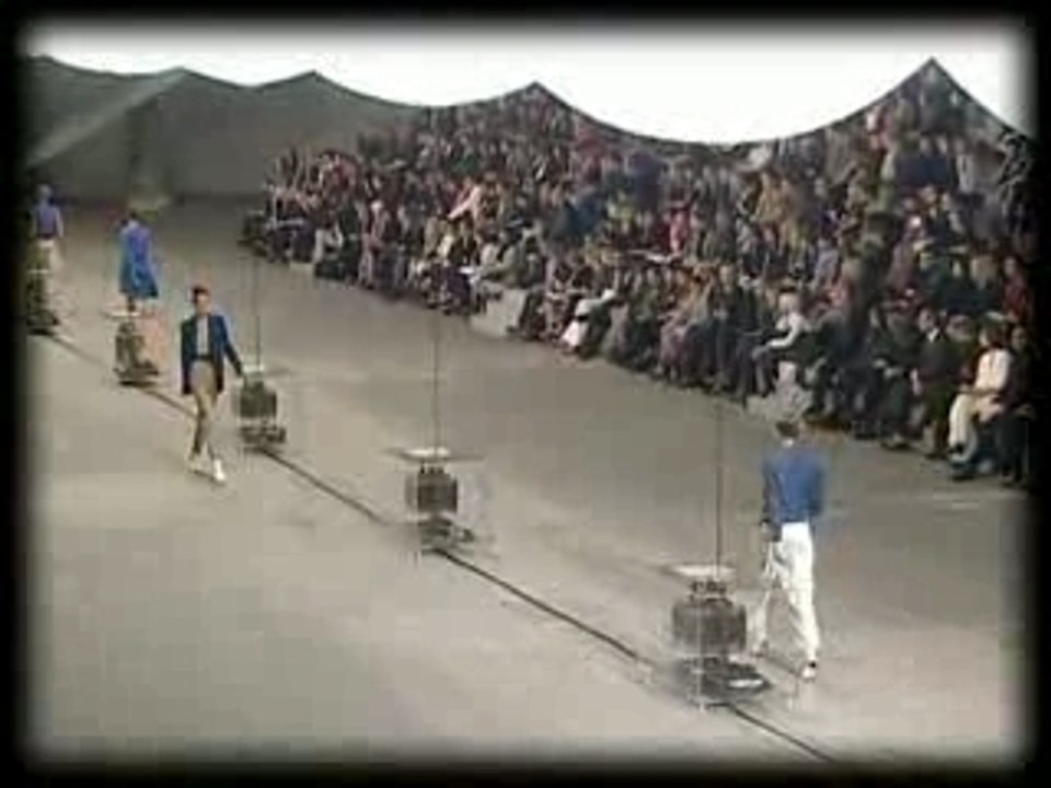 Yves Saint Laurent Spring 2008 Fashion Show (Full)