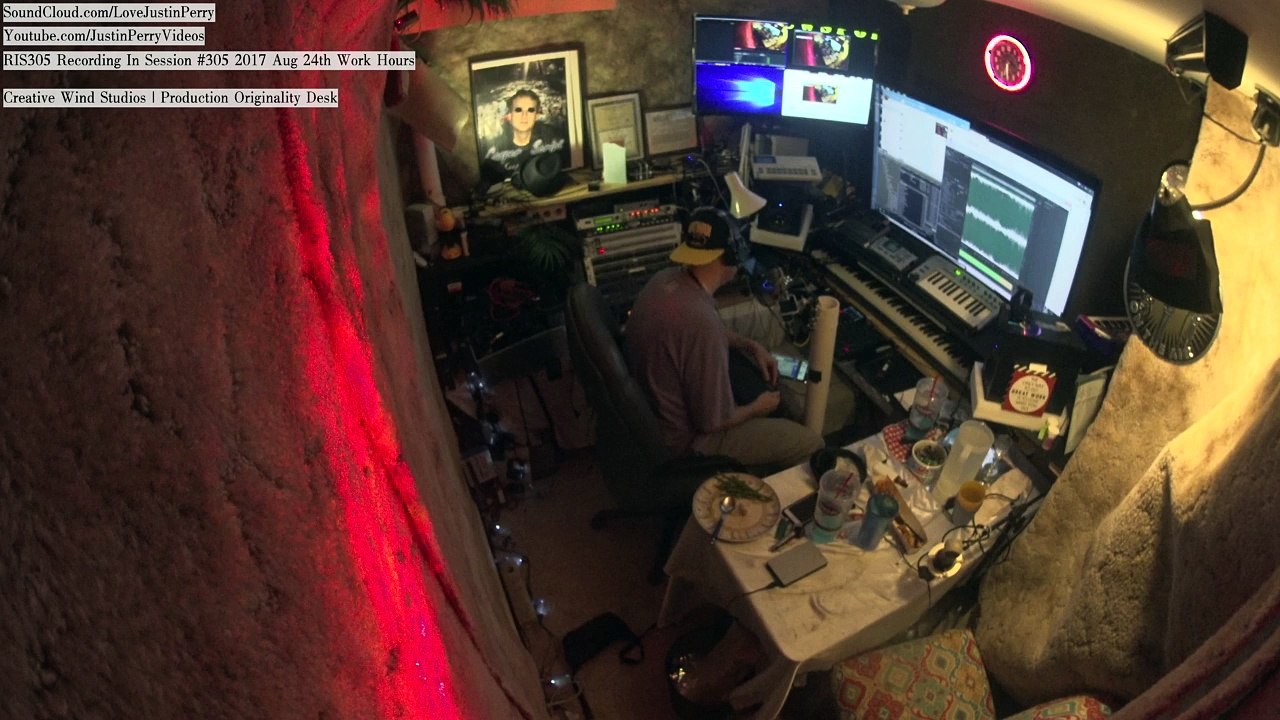 Creative Wind Studios Production Originality Desk (1313)