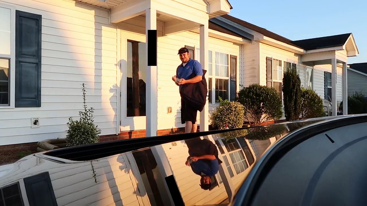 Tipping Pizza Delivery Guys $10,000