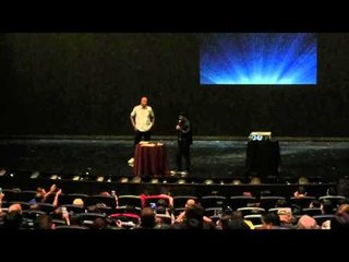 Pacquiao speaks at Bible study before leaving for LA