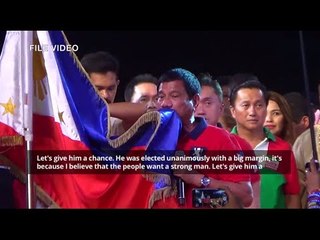 Erap: Give Duterte a chance to prove himself