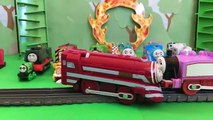 Thomas & Friends Dominoes Worlds Strongest Engine Competition Kids Toys