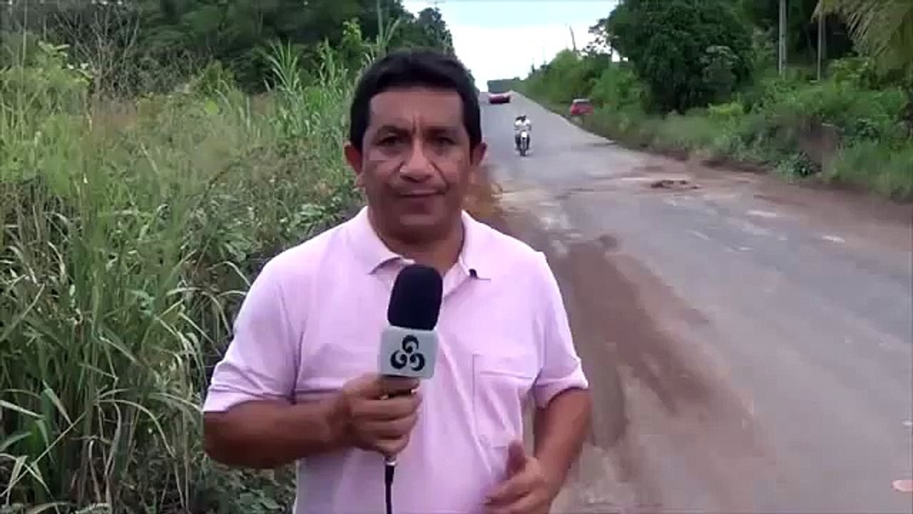 Repórter quase vira notícia durante reportagem!