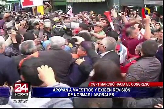 CGTP marchó a favor de maestros y exigió revisión de normas laborales