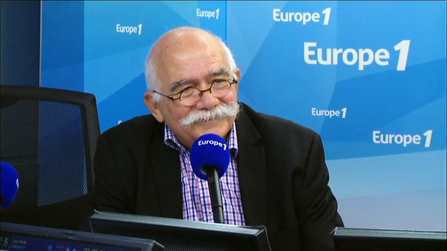 En dehors de l'école, un surveillant diffusait des ouvrages prônant la charia , témoigne un ancien principal de collège