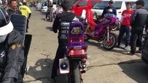 Des battles de musique avec des motos