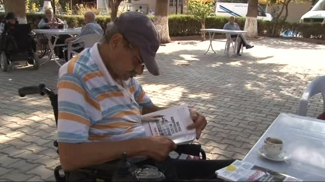 TRT'nin Eski Spikerlerinden Mesut Mertcan Hayatını Kaybetti