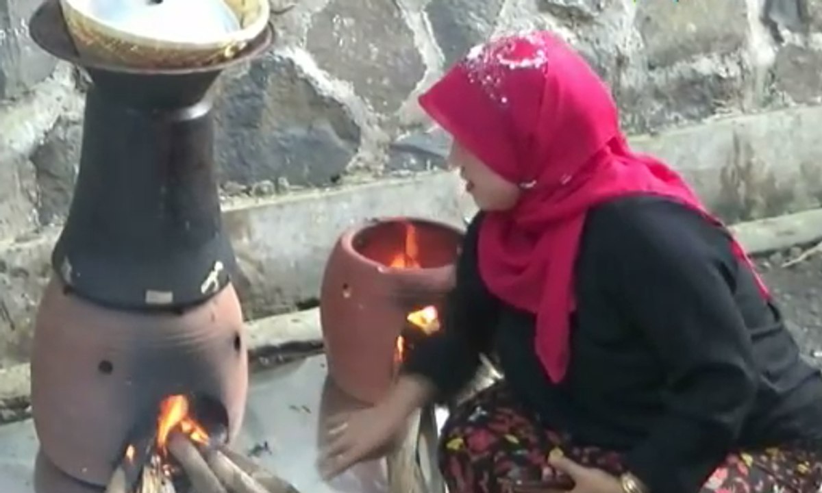 Lomba Memasak dengan Tungku