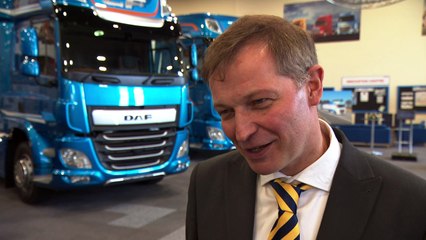 Self-driving lorries get the green light for a UK road-test