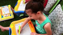 TOMY Megasketcher Review - Magnetic Writing Board - megasketcher toy by tomy