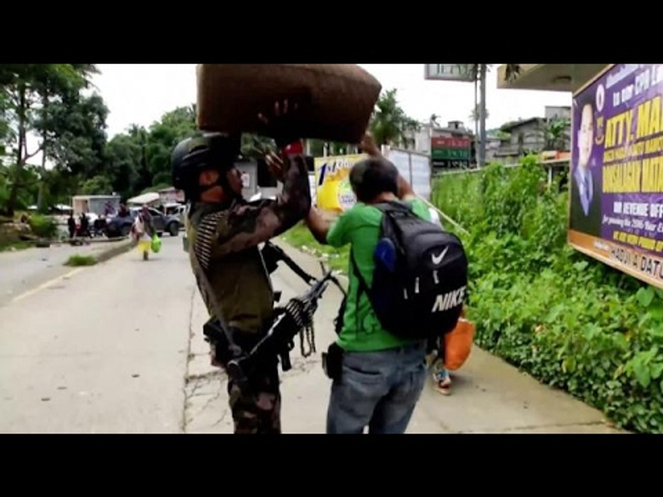 Survivors talk about fleeing Marawi City