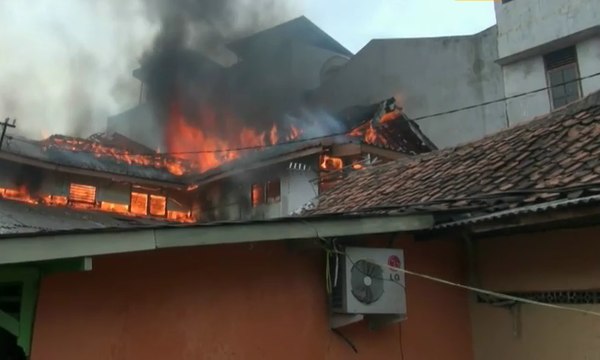 Gas Elpiji Bocor, Puluhan Bangunan Terbakar