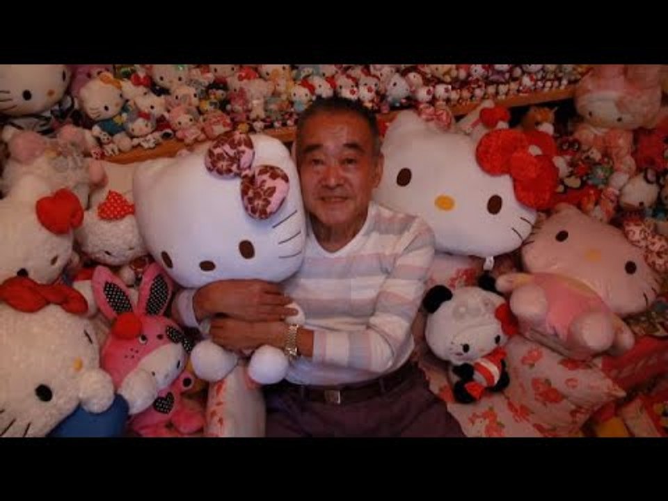 Ex-Japan policeman breaks records with Hello Kitty collection