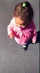 chaild fear while seeing her shadow on road while walking
