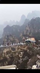 chaina glass road make fear