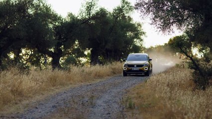 Ready to Roc! - VW T-Roc Driving Video