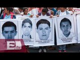 Padres de los 43 desaparecidos se reunirán con el papa Francisco / Yuriria Sierra