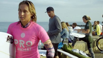 Download Video: Adrénaline - Surf : La vidéo du jour final du Pro Anglet 2017