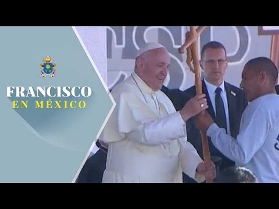 Reos de Ciudad Juárez saludan y obsequian presentes al Sumo Pontífice