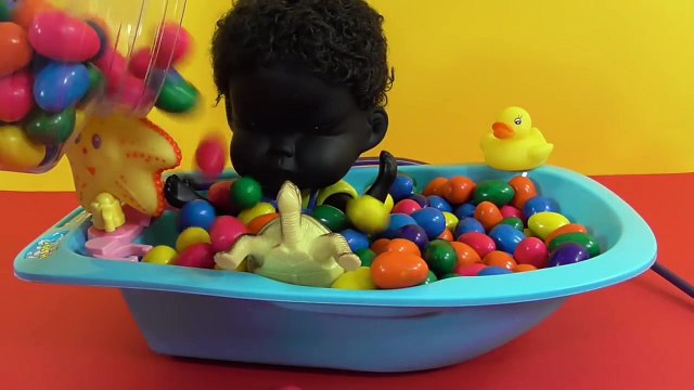 Приключение и ванна калифорния калифорния калифорния Гамбол счастливый Младший Ник шт. мерцать блеск сюрприз игрушка ванна shopkins