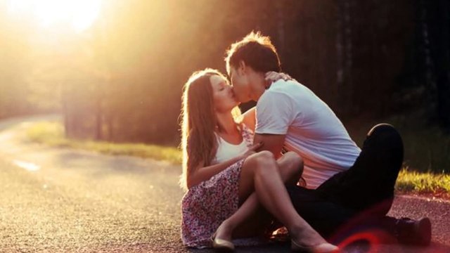 Chanson HYMNE Musique d' Amour Romantique-Musique -Chanson d'Amour tendresse-Belle Déclaration-Chanson Romantique à Texte