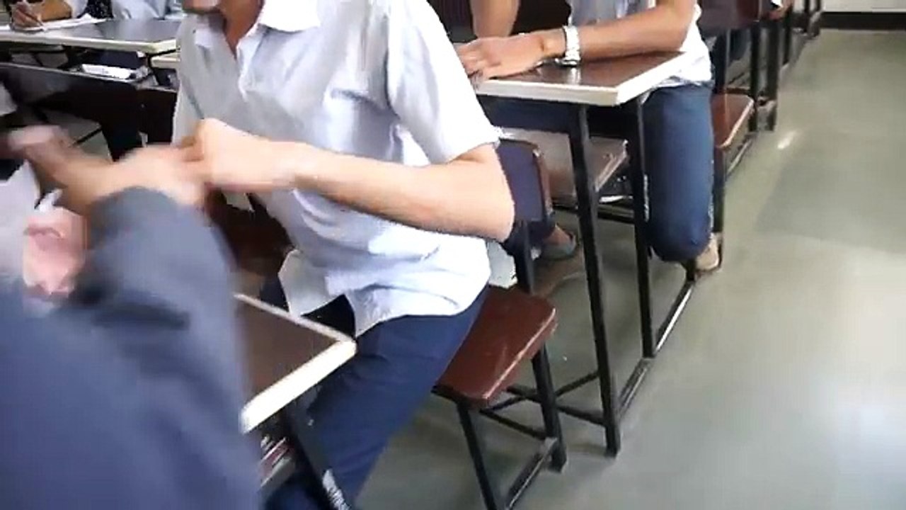 Université dans vie Court Film gujarati