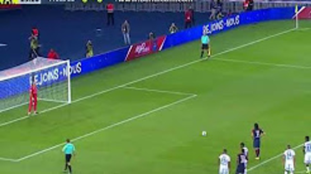 Edinson Cavani Penalty Goal - PSG vs St Etienne 1-0 Ligue 1 2017